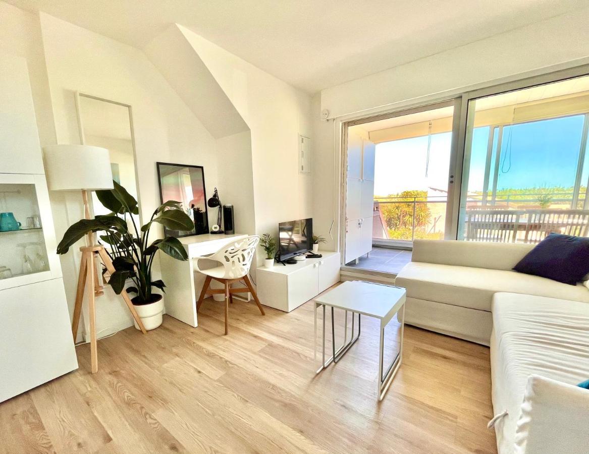 Appartement Entre La Lagune Et La Mer Avec Piscine, Direct Plage, Vue Partielle Mer Saint-Cyprien  Exterior foto