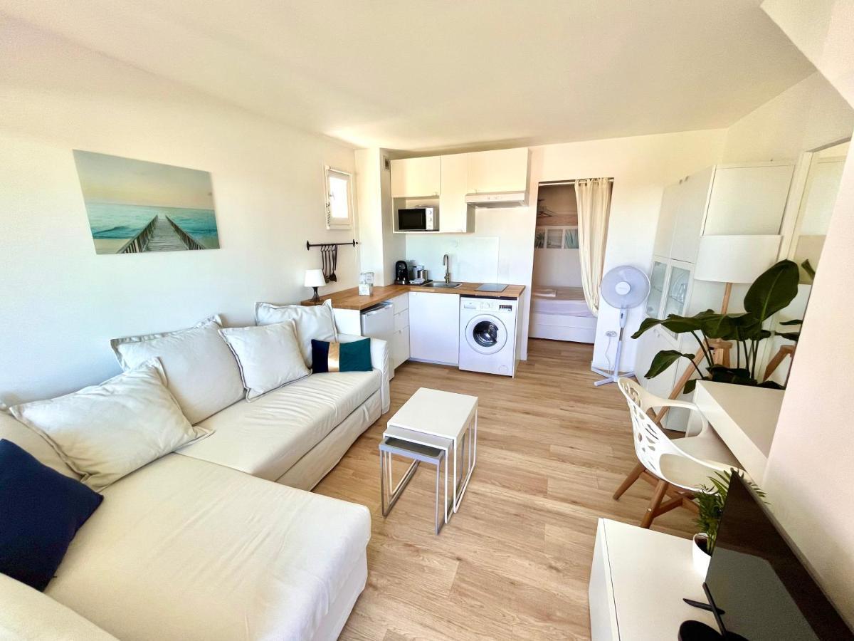 Appartement Entre La Lagune Et La Mer Avec Piscine, Direct Plage, Vue Partielle Mer Saint-Cyprien  Exterior foto